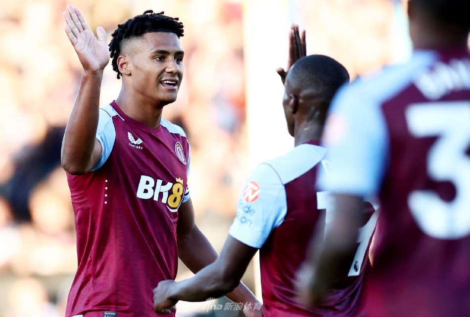 在足球界 在足球界